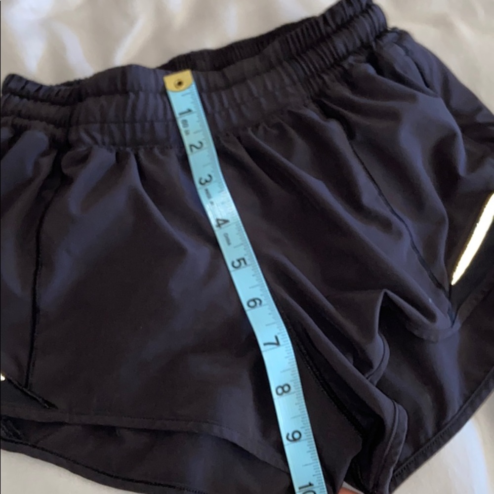 Running shorts - Picture 7 of 8